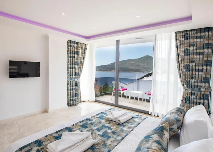 3 Bedroom - 6807 Villa *