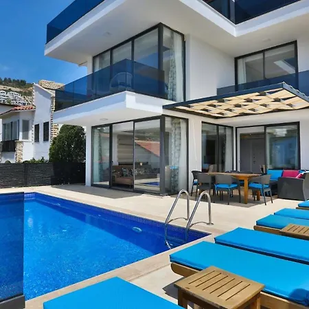 3 Bedroom Luxury Just Above Kalamar Club Villa Kalkan